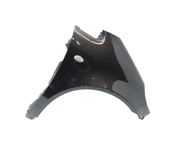 Błotnik przedni prawy A1688800818 MERCEDES
