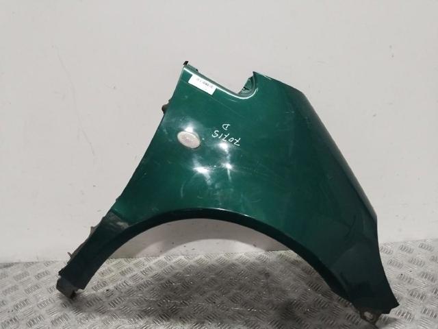 Błotnik przedni prawy A1688800818 MERCEDES