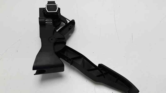 Pedał przyspieszenia (gazu) A1693000104 MERCEDES