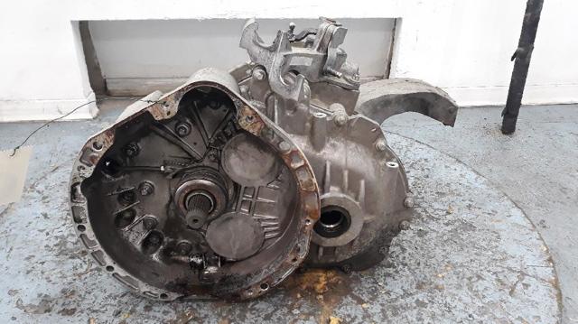Mechaniczna skrzynia biegów w komplecie A1693603600 MERCEDES