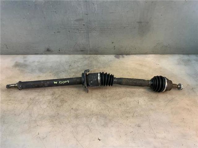 Półoś napędowa przednia prawa A1693604072 MERCEDES
