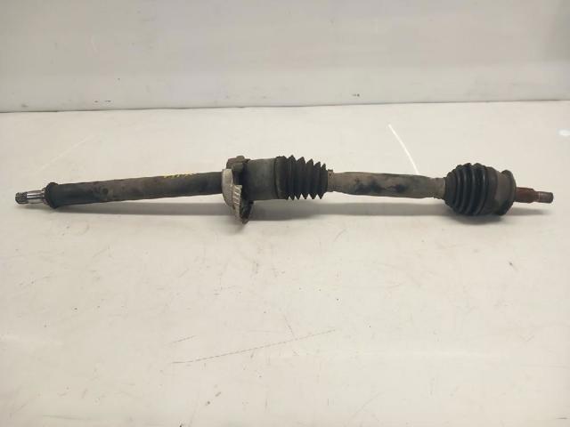 Półoś napędowa przednia prawa A1693701272 MERCEDES