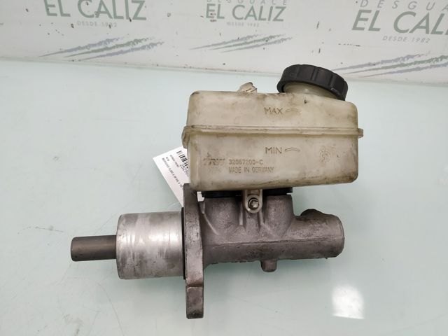 Zbiorniczek głównego cylindra hamulcowego (płynu hamulcowego) A1694300202 MERCEDES