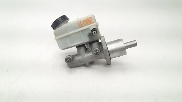 Zbiorniczek głównego cylindra hamulcowego (płynu hamulcowego) A1694300202 MERCEDES