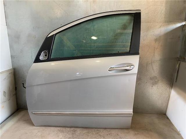 Drzwi przednie lewe A1697202105 MERCEDES