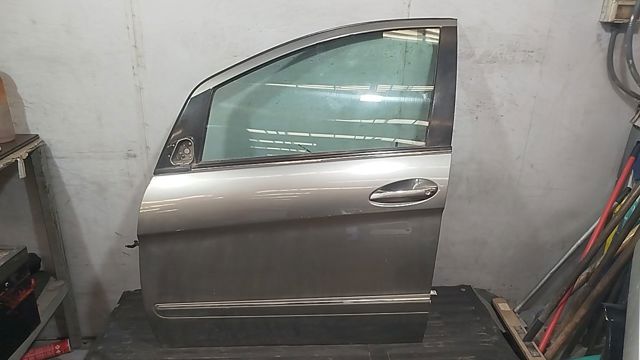 Drzwi przednie lewe A1697202505 MERCEDES