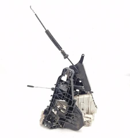 Zamek drzwi przednich prawych A1697204235 MERCEDES