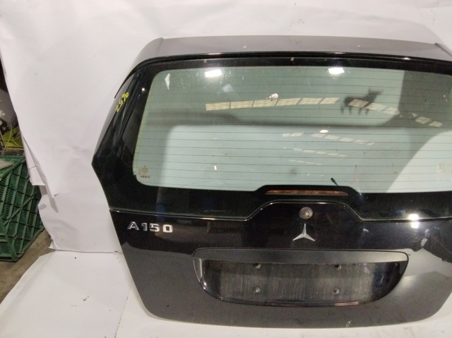 Drzwi tylne (bagażnika 3/5) A1697400005 MERCEDES