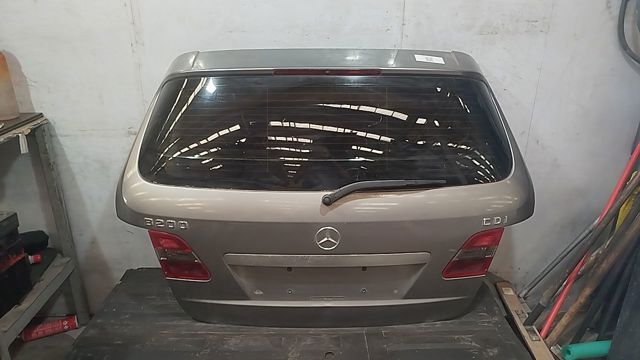 Drzwi tylne (bagażnika 3/5) A1697401305 MERCEDES