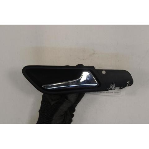 Klamka drzwi prawych przednia/tylna wewnętrzna A16976010619051 MERCEDES