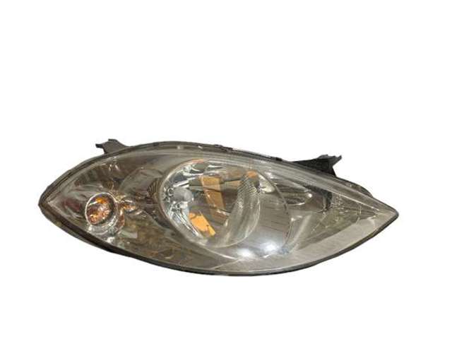 Reflektor prawy A1698200261 MERCEDES