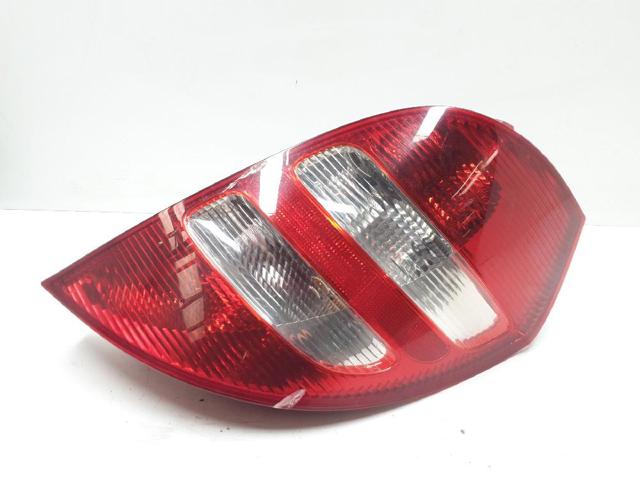 Lampa zespolona tylna prawa A1698200464R MERCEDES