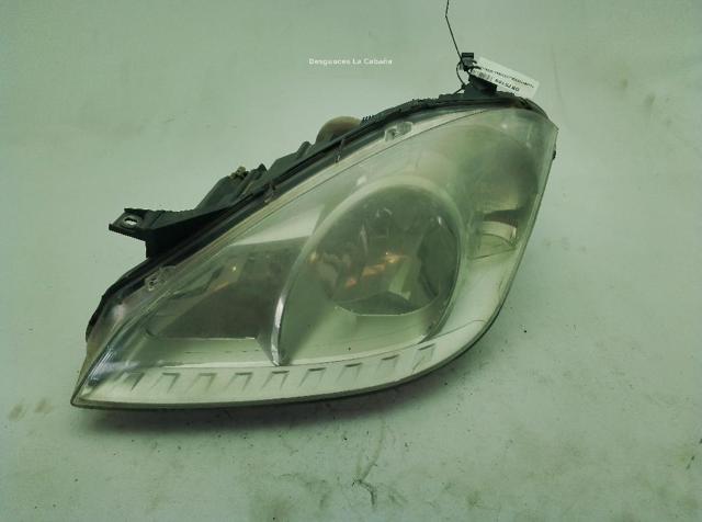 Reflektor lewy A1698200561 MERCEDES