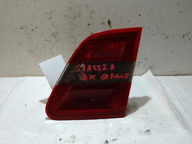 Lampa zespolona tylna prawa do Mercedes B W245