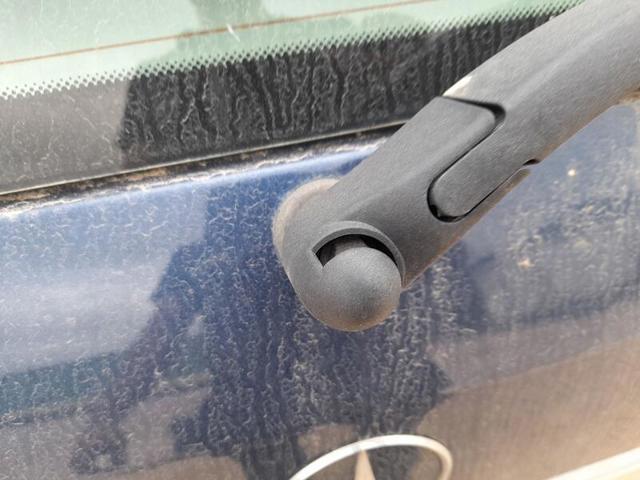 Silniczek wycieraczki tylnej szyby Mercedes B W245