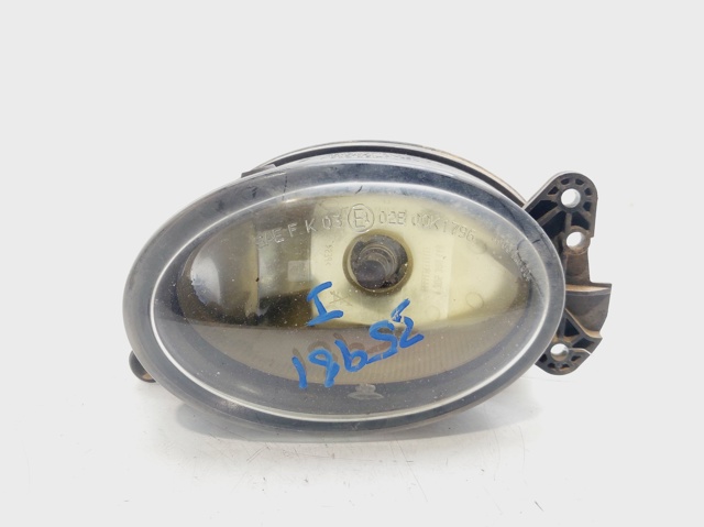 Lampa przeciwmgielna lewa A1698201556 MERCEDES