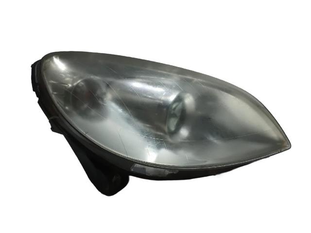 Reflektor prawy A1698201861 MERCEDES