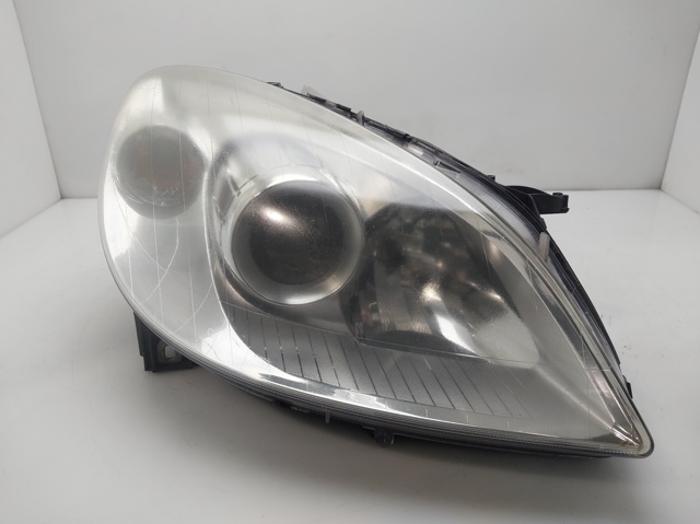 A1698207861 Mercedes