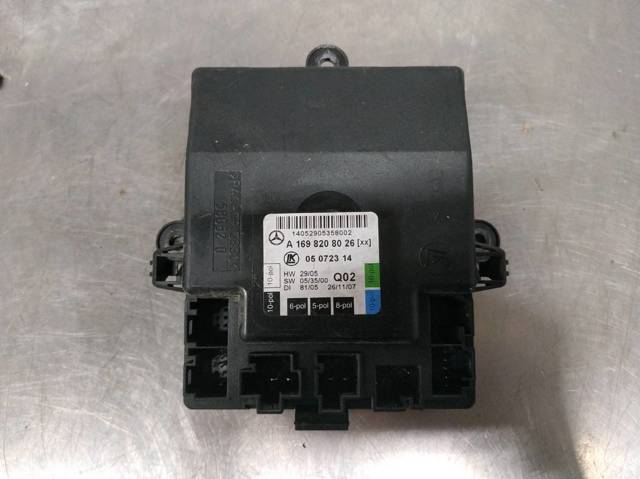 Mechanizm podnoszenia szyby drzwi przednich prawych A1698208026 MERCEDES