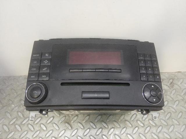 Radioodtwarzacz (radio AM/FM) A1698700689 MERCEDES