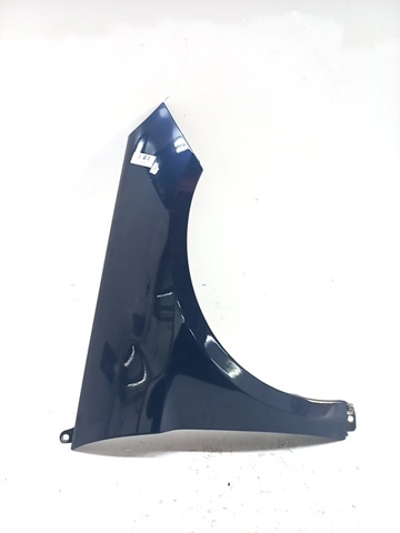 Błotnik przedni prawy A1698800618 MERCEDES