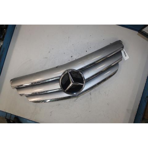 Atrapa chłodnicy A1698800883 MERCEDES