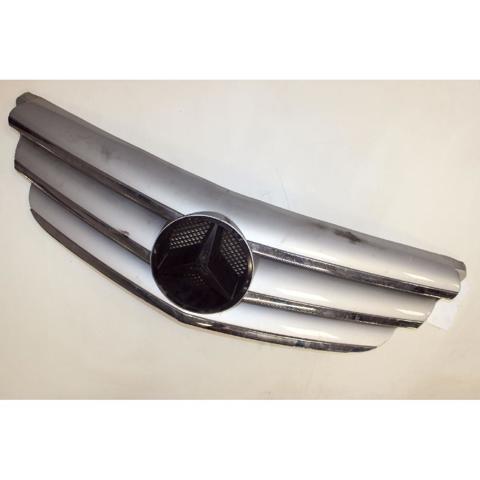 Atrapa chłodnicy A1698800883 MERCEDES