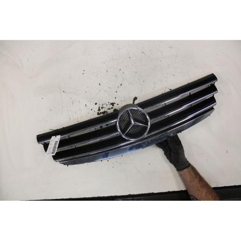 A16988009839744 Mercedes