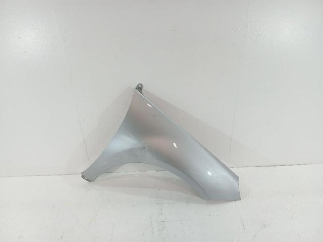 Błotnik przedni prawy A1698801018 MERCEDES