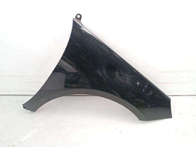 Błotnik przedni prawy A1698801018 MERCEDES