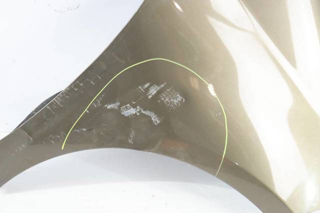 Błotnik przedni prawy A1698810201 MERCEDES