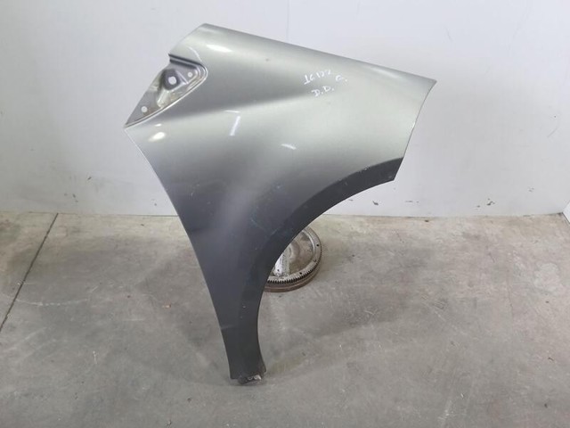 Błotnik przedni prawy A1698810201 MERCEDES