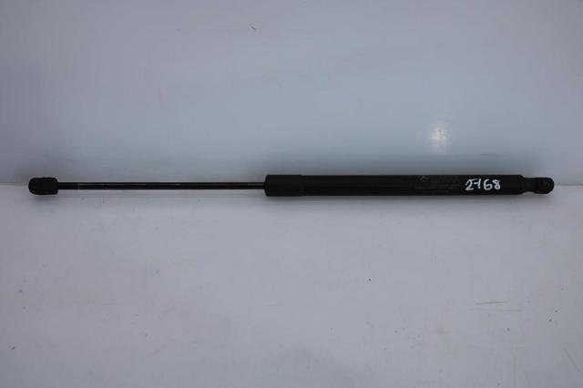 Amortyzator klapy bagażnika (3/5 drzwi-tylnych) A1699801064 MERCEDES