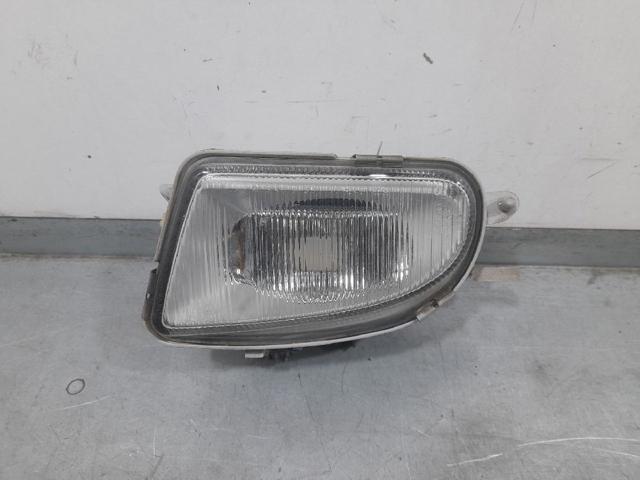 Lampa przeciwmgielna lewa A170820015664 MERCEDES