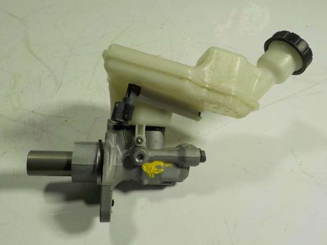Główny cylinder hamulców A1774305500 MERCEDES