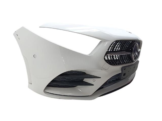 Zderzak przedni do Mercedes A W177