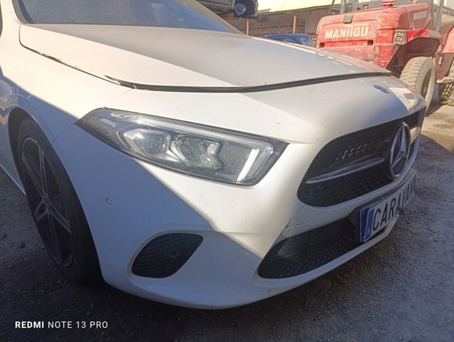 Zderzak przedni Mercedes A W177
