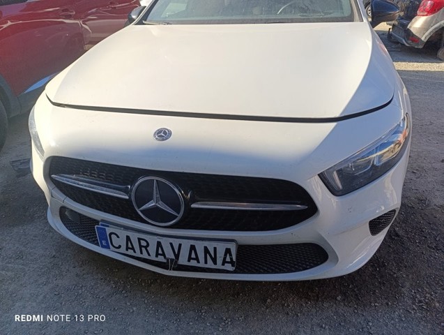 Zderzak przedni Mercedes A W177