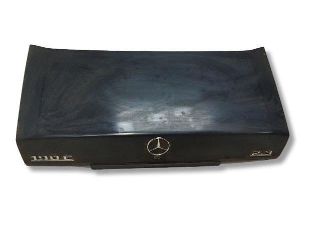 Klapa bagażnika do Mercedes C W201