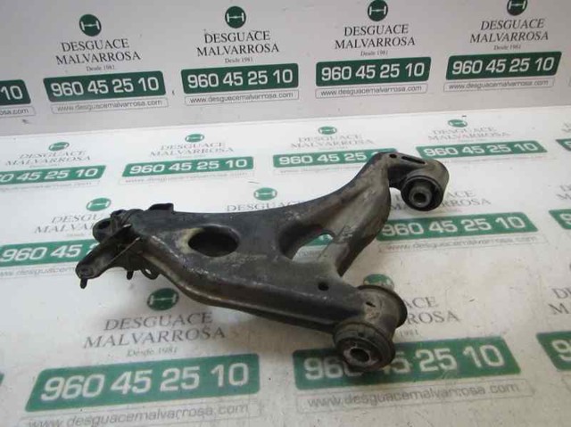 Wahacz zawieszenia przedniego dolny lewy A2023304107 MERCEDES