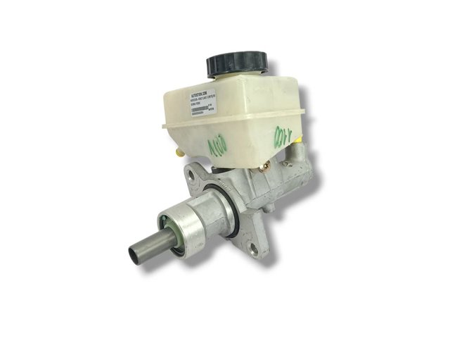 Zbiorniczek głównego cylindra hamulcowego (płynu hamulcowego) A2024300202 MERCEDES