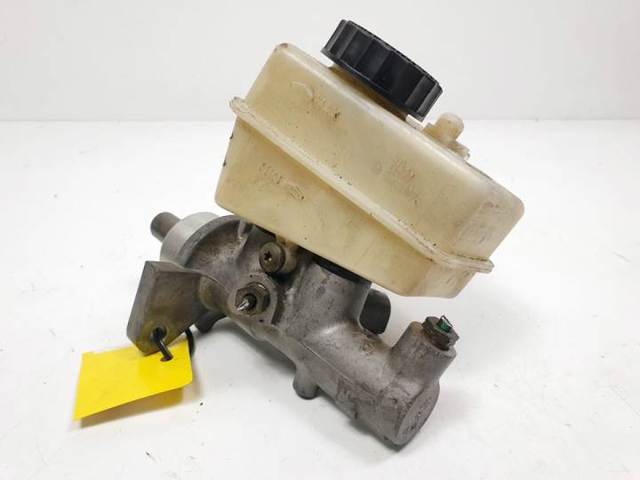 Zbiorniczek głównego cylindra hamulcowego (płynu hamulcowego) A2024300302 MERCEDES