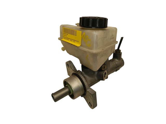 Zbiorniczek głównego cylindra hamulcowego (płynu hamulcowego) A2024300302 MERCEDES