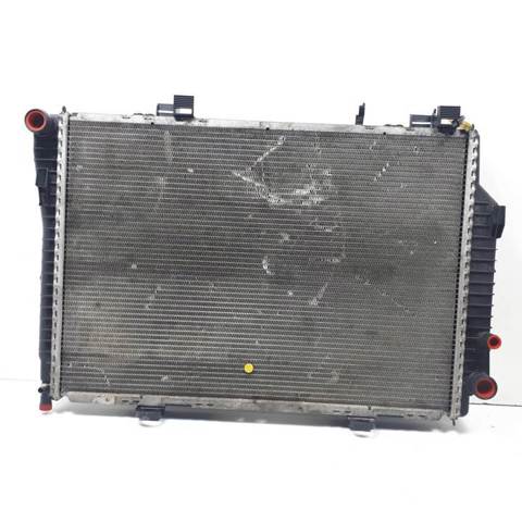 A2025006303 Mercedes