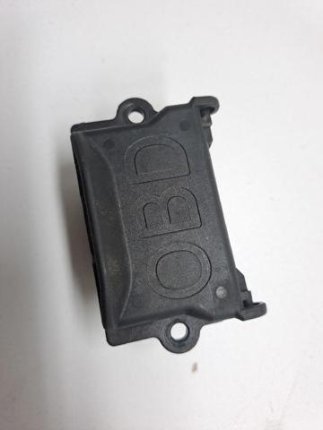 Pokrywa złącza diagnostycznego A2025402373 MERCEDES
