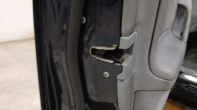 Zamek drzwi przednich lewych A2027203535 MERCEDES