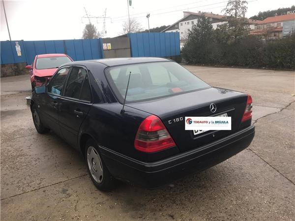  Mercedes C  (W202)
