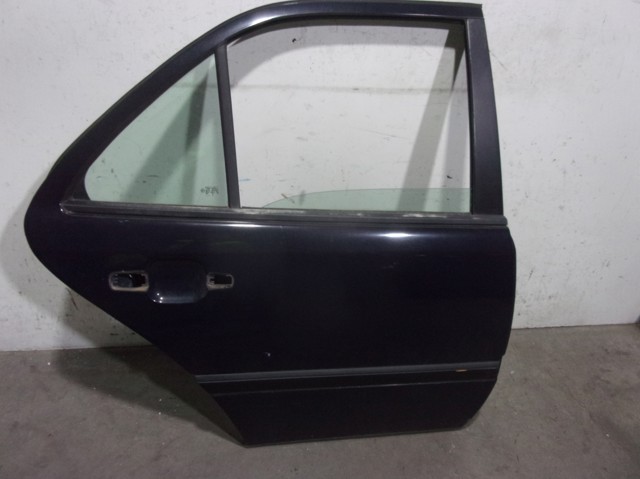 Drzwi tylne prawe A2027301205 MERCEDES