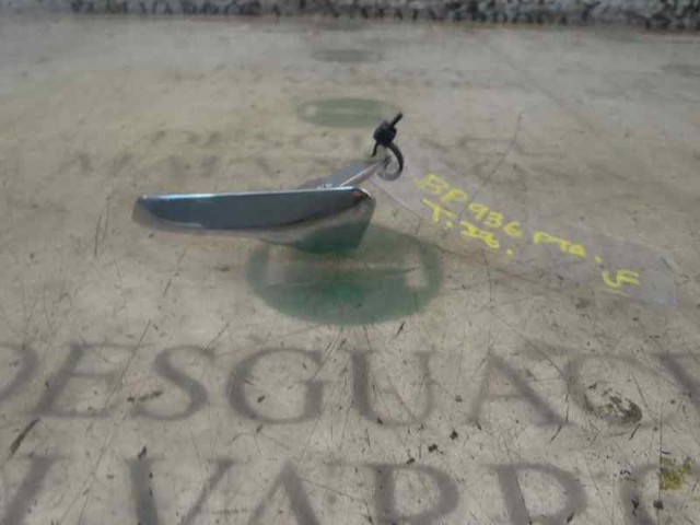 Klamka drzwi lewych przednia/tylna wewnętrzna A2027660124 MERCEDES