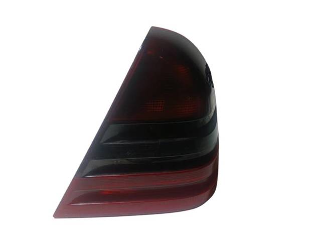 Lampa zespolona tylna prawa A2028202266 MERCEDES